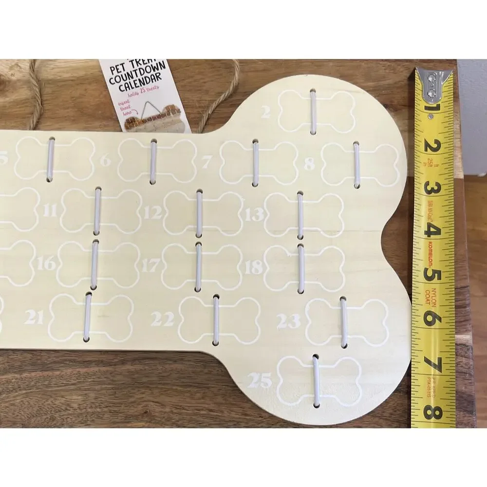 PET COUNTDOWN CALENDAR Holds 25 Toys Treats Insert Dog Bone Hanging New